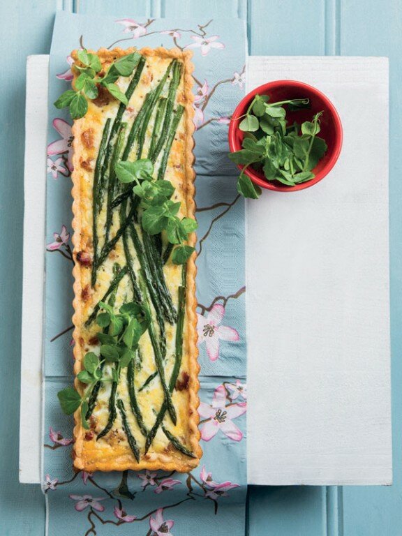 asparagus-and-gruyere-quiche-F